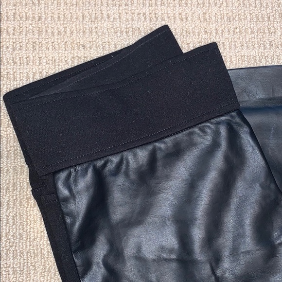 Club Monaco Faux Leather Leggings - Picture 3 of 7